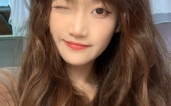 才一个手指头就疼成这样